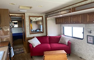 "Knotty Gal" 2006 Tiffin Open Road Allegro 32 BA