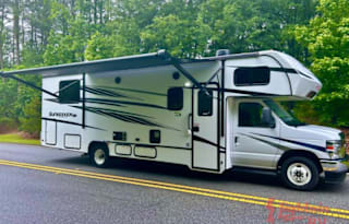 Forest River Sunseeker LE Model 2850SLE Motorhome