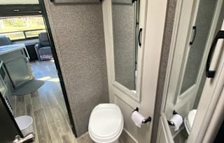 2021 Jayco Jay Feather Kid Approved Camper