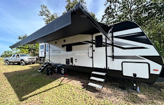 2023 Grand Design Imagine 29ft Bunkhouse