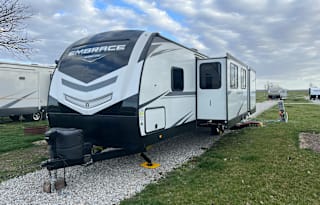 Embrace Bunkhouse
