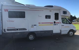 Abbey73 Adventure Winnebago View 23J Sleeps 5