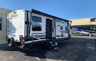 2021 Grand Design Imagine 2400BH