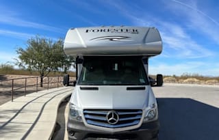 MERCEDES BENZ Forest River RV MBS 2401W - Sleeps 6
