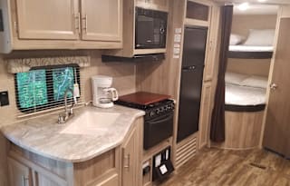 Greg and Sarah's Family Friendly Camper w/Roku TV