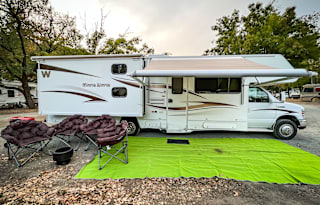 Fully Stocked, Backup Cam, Dog-Friendly, Bunk Beds