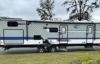31 foot bunkhouse with remote office