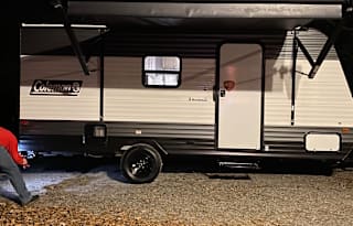 Laura’s pet-friendly camper