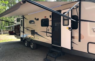 2015 Coachmen RV Freedom Express 310BHDS