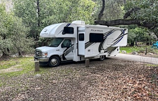 2021 Thor Motor Coach Four Winds 24F