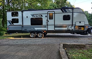 2022 Coachmen Apex Ultra-Lite 256BHS *** 2 A/C ***