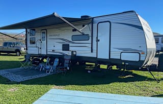 Spectacular and Super Comfortable Travel Trailer