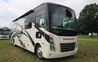 2022 Thor Motor Coach Hurricane 34J