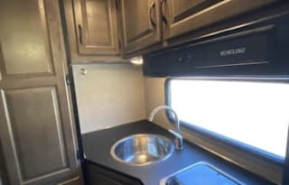 2020 Tiffin Wayfarer 19 tm 19' Great for 1st timer