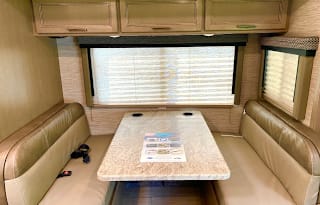 2021 Thor Motor Coach a Spectacular RV