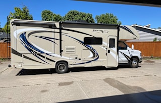 2019 Thor Motor Coach Freedom Elite 28FE