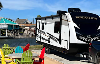 Perfect RV for Couple’s Get-A-Way