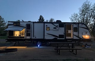 2019 Luxury Travel Trailer w/ Bunk Room house!