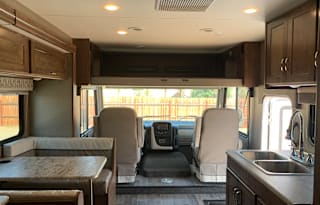 2018 Winnebago Intent 26M