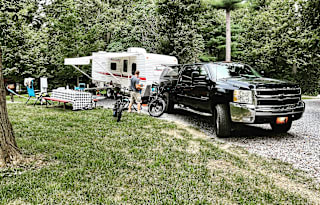 Thomas Family RV Rental (pet friendly)