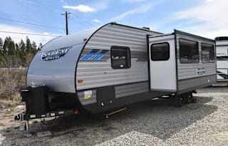 Family Friendly Extremely Clean w LOTS of Features