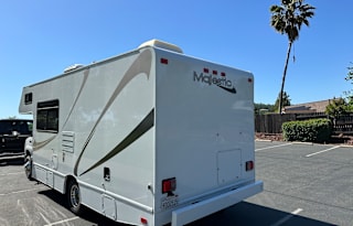 Harvey The RV - Your “go to” RV rental