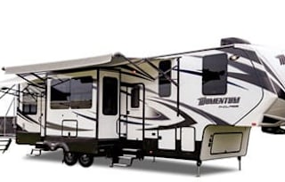 2016 Grand Design Grand Design Momentum 350M