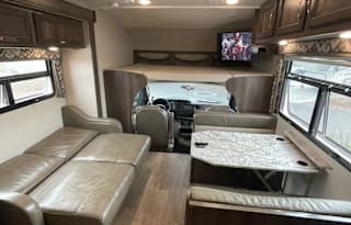 "Jupiter" the Bunkhouse Motorhome | Sleeps 8