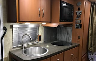 2011 winnebago view