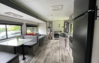 Your Comfort Zone! BRAND NEW 2023 Coleman 30' RV