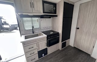 2022 Cruiser Shadow Cruiser 193MBS