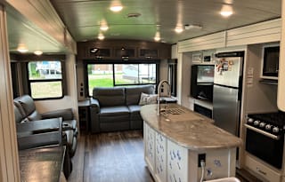2021 Keystone Cougar 32RLI Travel Trailer RV