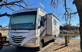 2011 Fleetwood RV Storm 28MS