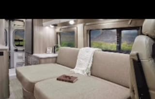 2023 Thor Motor Coach Sequence 20K