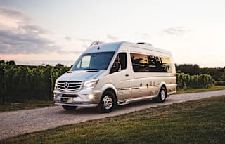 2017 Mercedes Airstream Interstate Lounge Van