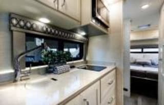 Tiffany - 2023 Tiffin Motorhomes Wayfarer