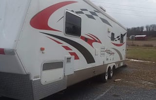 2006 Crossroads Cross Force Cruiser. Built in generator.