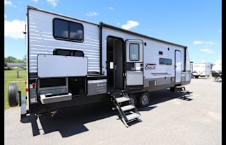 2020 Coleman lantern bunkhouse