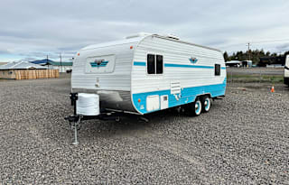 2017 Riverside RV Retro 195