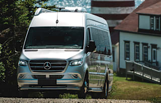 Airstream Interstate 24gl Luxury Mercedes-Seats 9