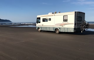 2004 Winnebago Brave