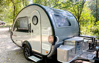 Boondocking to Glamping in a 2019 T@B 320S!