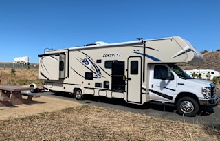 Lucky II the Gulf Stream Conquest 6320 Class C RV