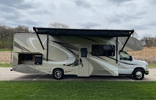 2018 Thor Motor Coach Quantum RQ29