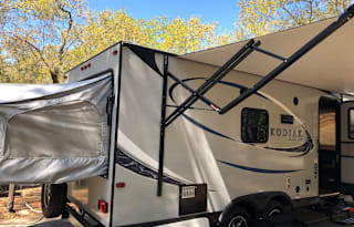 “Kody” 2019 Dutchmen RV Kodiak Ultra-Lite 201QB