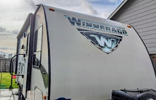 2018 Winnebago Micro Minnie 2106FBS