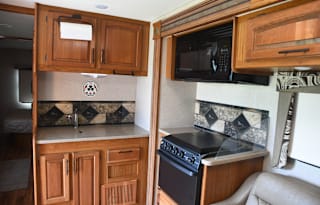 2017 Jayco Greyhawk 31FS "Outback"