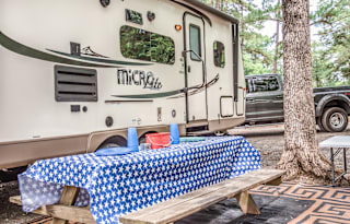 Mom Approved! Fully Loaded Pet Friendly Rental