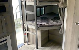 72 - 2021 Gulf Stream RV Envision 282BH