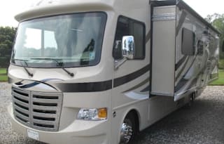 2015 Ford Thiw Ace.